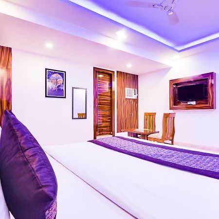 Hotel Fabulous - Delhi International Airport New Delhi Bagian luar foto
