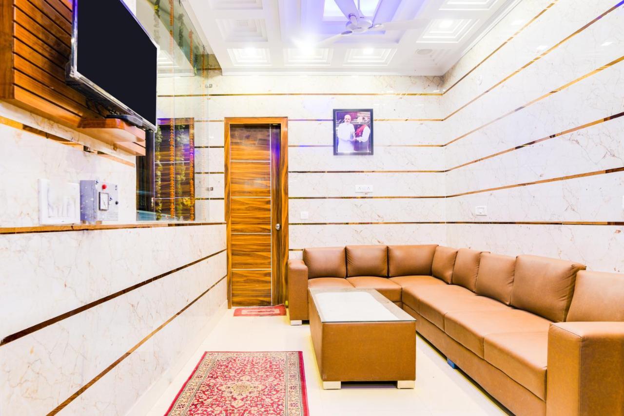 Hotel Fabulous - Delhi International Airport New Delhi Bagian luar foto