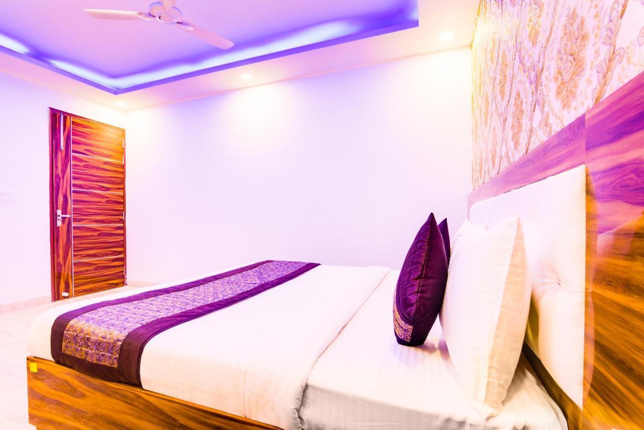 Hotel Fabulous - Delhi International Airport New Delhi Bagian luar foto