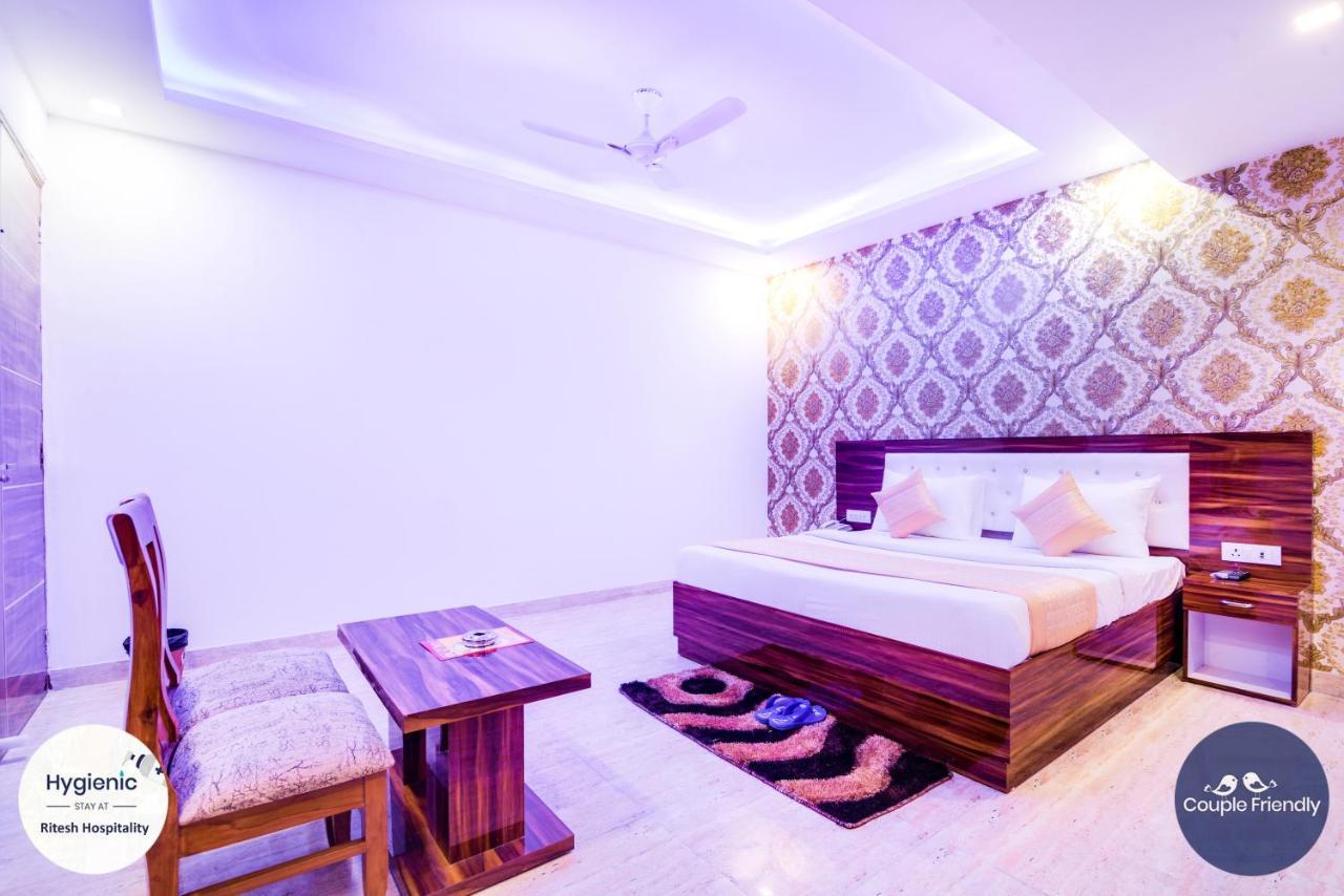 Hotel Fabulous - Delhi International Airport New Delhi Bagian luar foto