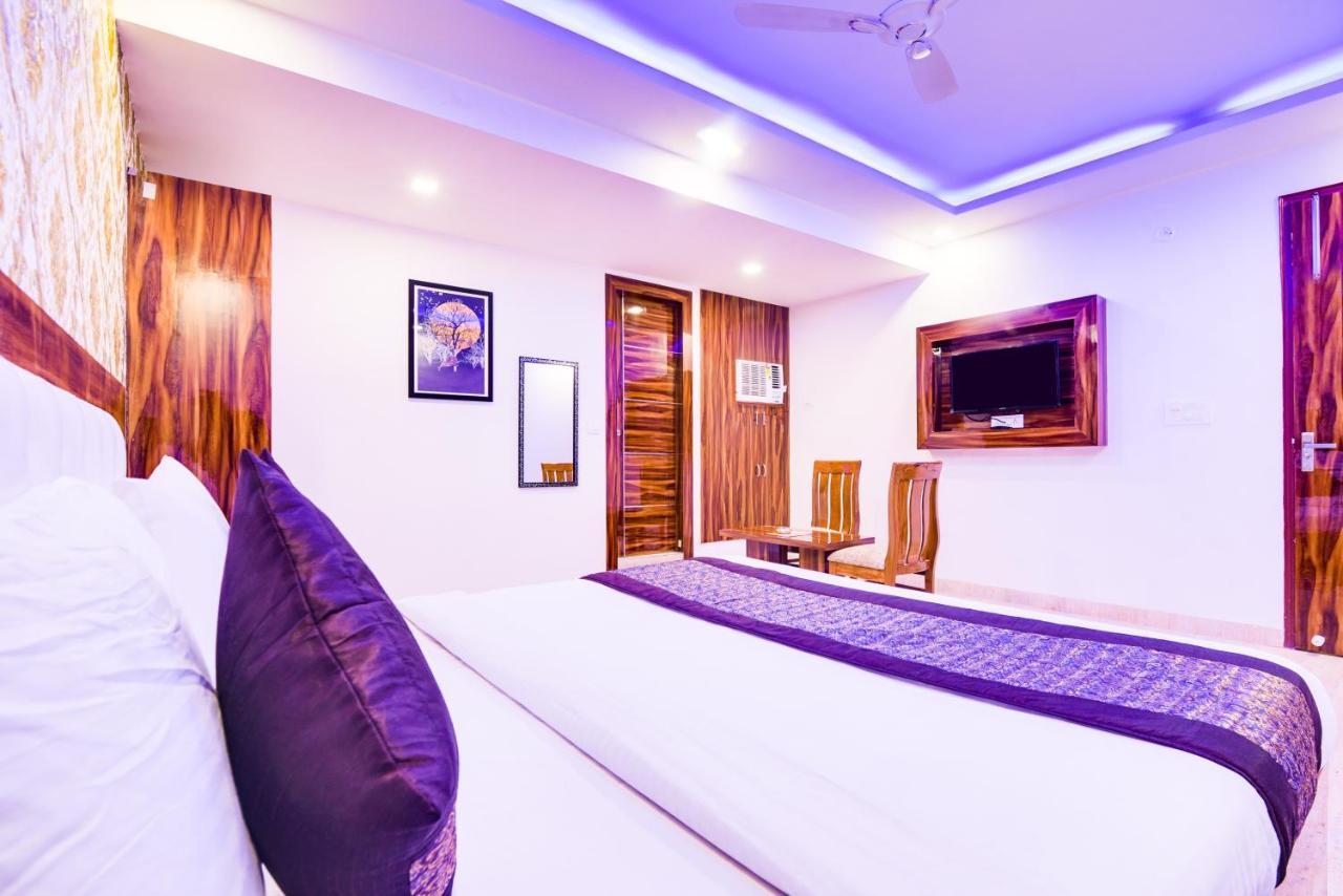 Hotel Fabulous - Delhi International Airport New Delhi Bagian luar foto